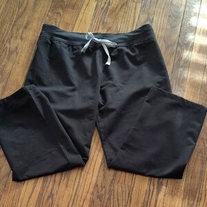 Figs Men's Black Joggers with Gray Drawstring